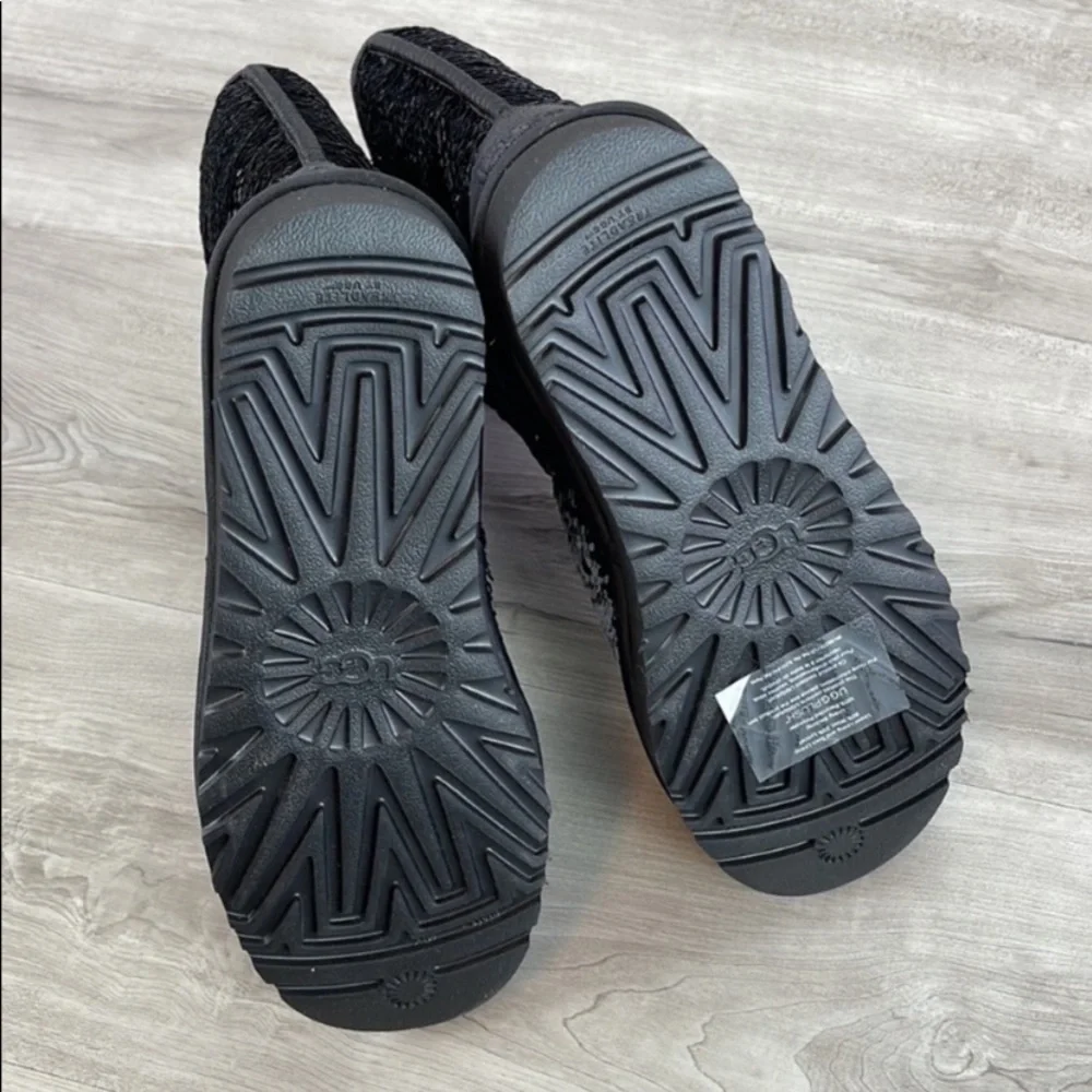 🍁 UGG 🍁 CLASSIC SHORT SEQUIN BLACK BOOTS - Picture 10 of 15